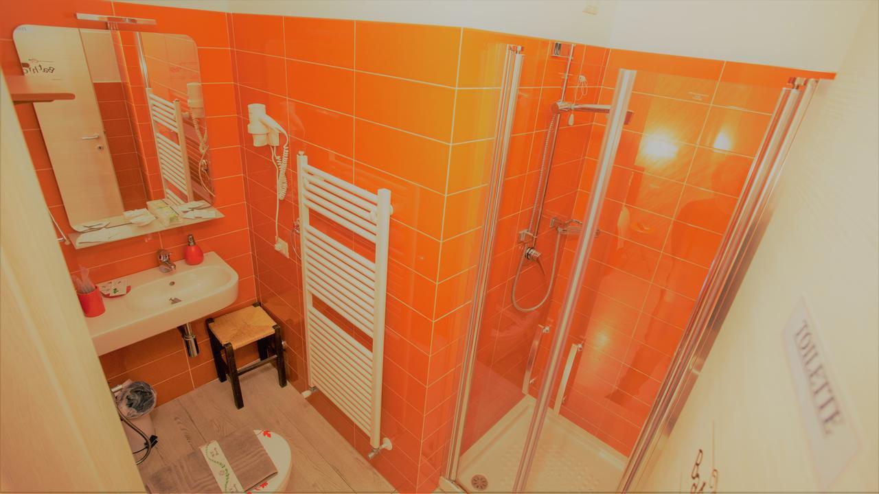 Il Quadrifoglio Guesthouse La Spezia Bagian luar foto